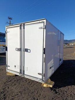 Komora Chłodnicza / Chłodnia Stacjonarna / Chłodnia Zewnętrz