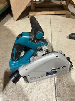 Akumulatorowa ręczna pilarka tarczowa Makita DSP600 LXT