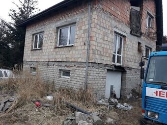 SPRZEDAM DOM  PLUS DWIE DZIALKI BUDOWLANE