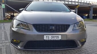 SEAT LEON niski przebieg benzyna