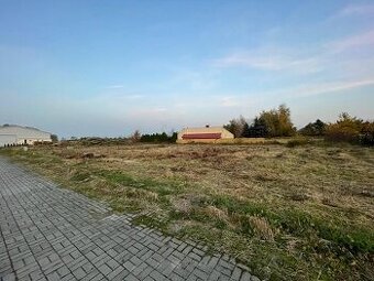 Działka rolna z moż.zabud.o pow. 3000 m2,Kol.Skarszewek