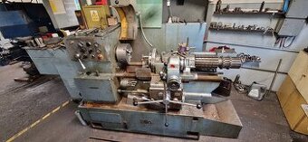 Tokarka rewolwerowa Komsomolec Model 1R341