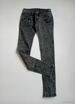 Spodnie jeansowe