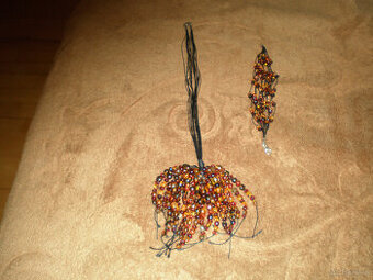 Sprzedam naszyjnik i bransoletkę z bursztynu używane.