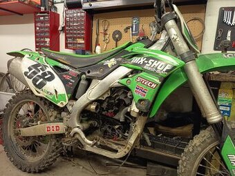 Kawasaki KXF 250 - 1