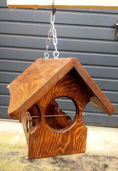 karmnik nakule tłuszczowe