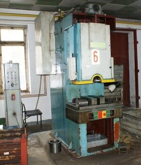 Prasa mimośrodowa LEU 100 M