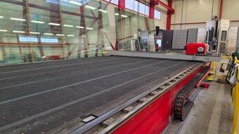 Stół do cięcia szkła CNC