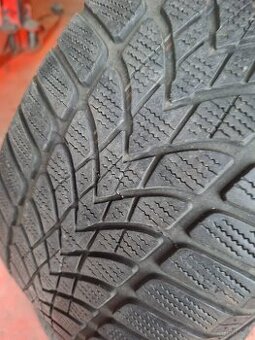 Opony DUNLOP SPORT 4 d  225/50/17 r 94 w  M+S nie naprawiane