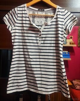 Bluzeczka w marynarskim stylu, rozm. XL/XXL - 95%bawełny
