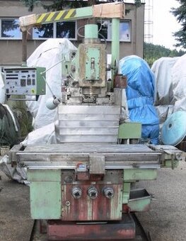 frezarkę FGS 32 NS 633 A