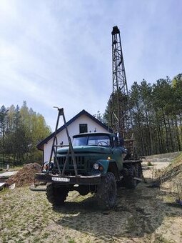 Wiertnica do studni ZIŁ 131 ЗиЛ URB 2,5a