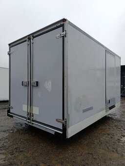Kontener magazynowy / Zabudowa Chłodnicza / Kontener Magazyn