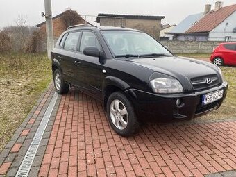 Hyundai Tucson 2.0 Alu Felgi Klima Opony Wielo Sezon Ładne