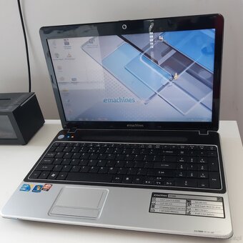 Sprzedam laptop acer emachines  E730G