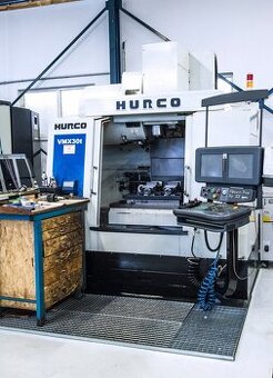 HURCO VMX 30 t Centrum obróbcze / Pionowe