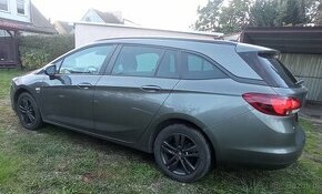 Sprzedam Opel Astra kombi - 1