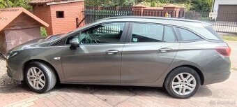 Opel Astra Sports Tourer kombi 1.4, benzyna, manual