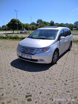 sprzedam rodzinne auto HONDA ODYSSEY