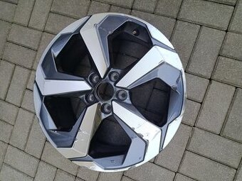 Felga Nissan Qashqai j12 III 18 x71 /2j ET45 5x114,3