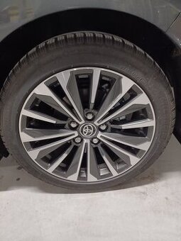 Opony letnie 225 45 17 danlop. 3szt.