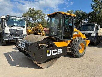 sprzedam walec wibracyjny JCB 117