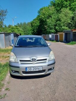 Toyota Yaris Verso-Polecam