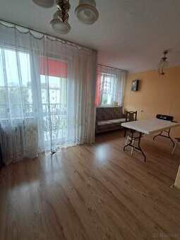 3 pokoje, 45.50m2, balkon, IV p., umeblowane, Os. Kaliniec