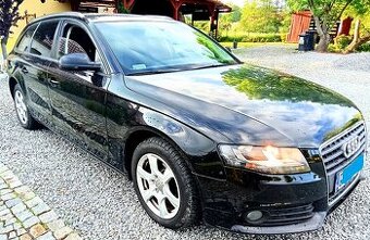 Audi a4 kombi  B8   rok 2010 - 1