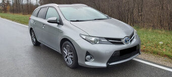 Toyota Auris 1.8 Hybryda 2014r 173 tyś km Kamera Hands-Free