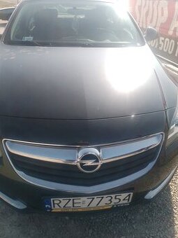Sprzedam Opel Insignia rok 2015: benzyna 18