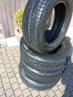 Opony 215/65/16 r 98 h m+s SNOWTOUR POWEPTRAC bieżnik ok 7 m - 1