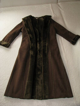 Elegancki kożuszek damski z kapturem, rozm. XXL