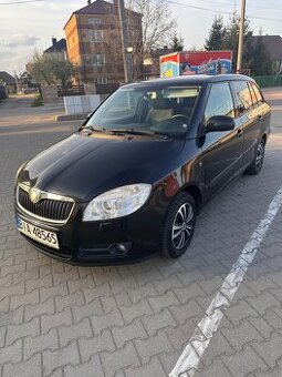 Sprzedam niezawodną Skodę Fabię z 2009