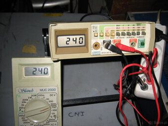 Multimetr Fluke 8010A