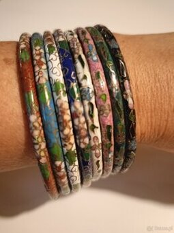 Bransoletki cloisonne  chińskie motywy kwiatowe. 8 sztuk.