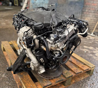 2014-2018 BMW X5 F15 F16 40D N57D30B silnik / kompletny