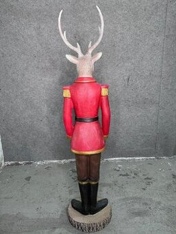 Syndyk sprzeda dekorację - figurę jelenia ( 2szt.)