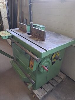 Piło Frezarka dolnowrzecionowa Jaroma