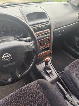 Astra 2G 2.0 diesel 1999r