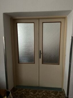 drzwi dwuskrzydłowe