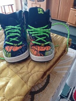 Buty dziecięce w dobrym stanie