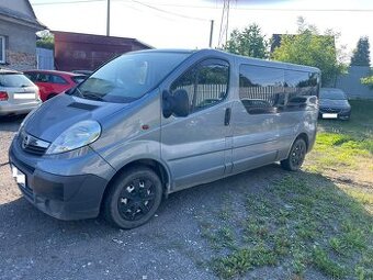 Opel Vivaro 2.0D 84kw, r.2008, 5osobowe, klimatyzacja, autom