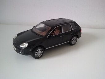 Model Porsche Ceyene Skala 1/18 Mercedes G Klasa,SL 500 - 1