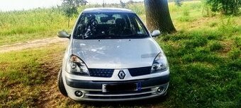 Renault Clio 2003 r.1.4 benzyna