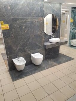 Dom 3 poziomy po 80 mkw Żywiec do remontu