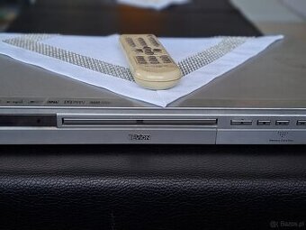 Odtwarzacz DVD Tevion DVD 7000 Srebrny Odtwarza każdą płytę,