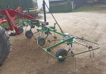 Przewracarka przetrząsacz karuzelowy Deutz-Fahr KH 2.52