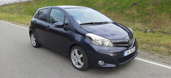 Yaris 1,4 D 90KM Comfort 2012r 186 800 km NAVI kamera zarej.