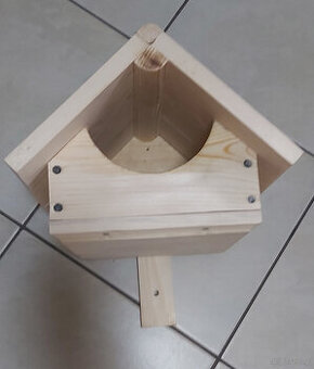 budka lęgowa kos, cukrówka,sierpówka
